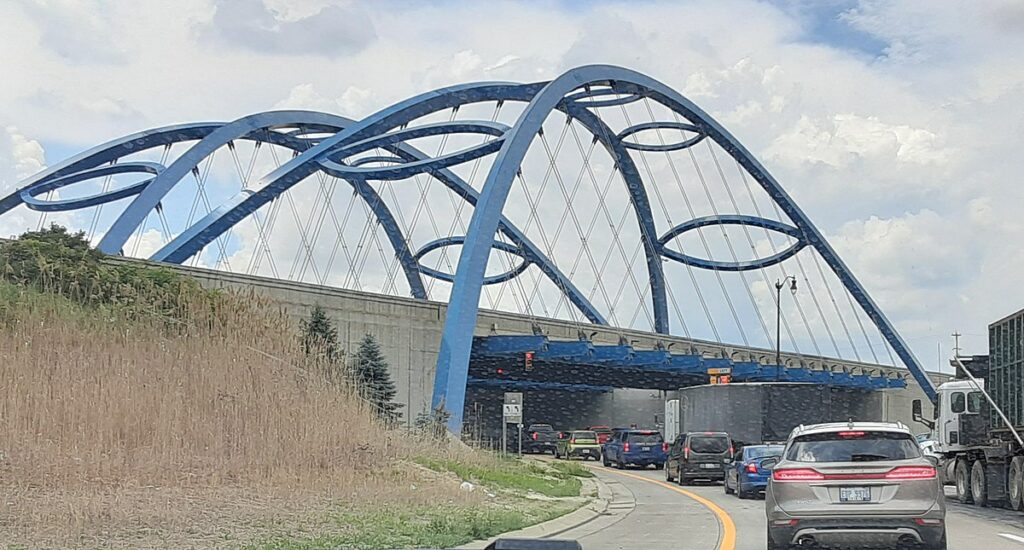 Gateway Bridge in Taylor, Michigan/ Wikimedia Commons/ Viiticus
Link: https://commons.wikimedia.org/wiki/File:Gateway_Bridge,_Taylor_Michigan.jpg