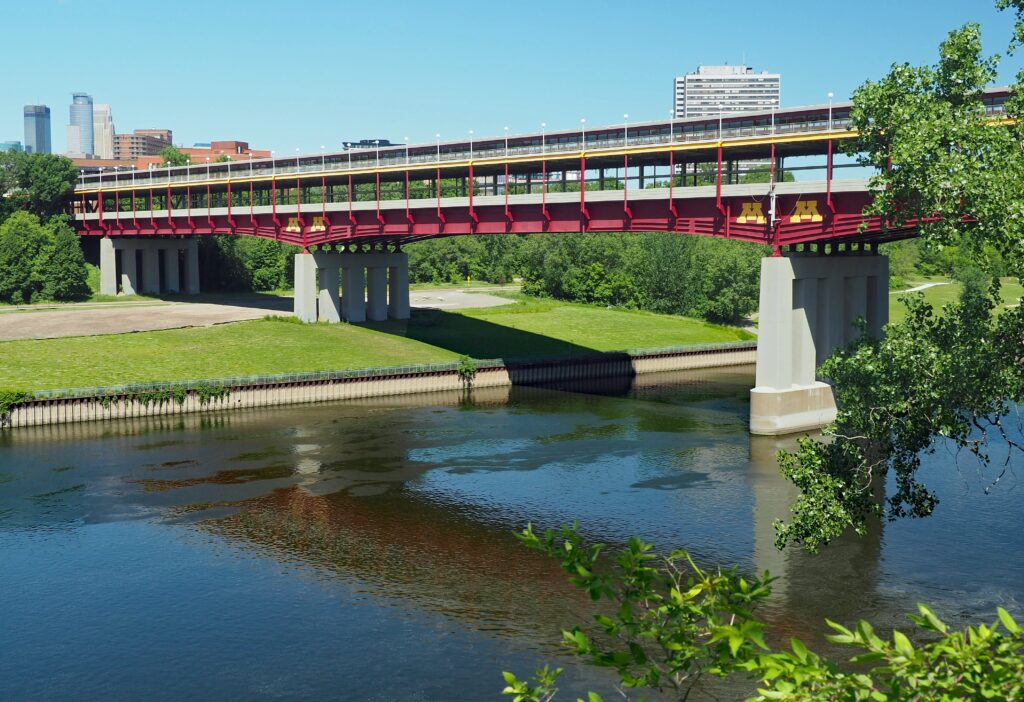 Washington Avenue Bridge over the Mississippi River/ Wikimedia/ McGhiever
Link: https://commons.wikimedia.org/wiki/File:Washington_Ave_Bridge.jpg