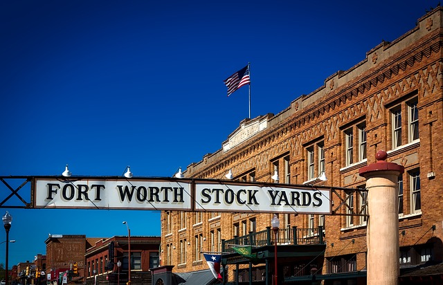 External View of Fort Worth Stockyards / Pixabay / 12019
link:
https://en.wikipedia.org/wiki/Fort_Worth_Stockyards#/media/File:0011Fort_Worth_Stockyards_Exchange_Ave_E_Texas.jpg