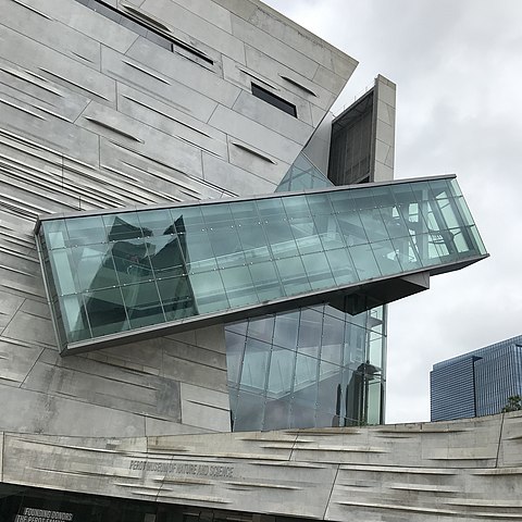 Outside view of the Perot Museum escalator / Wikimedia Commons / Paul M. Budd
Link: https://commons.wikimedia.org/wiki/File:Perot_Museum_of_Nature_and_Science_pano_02.jpg#/media/File:Perot_Museum_of_Nature_and_Science_pano_02.jpg 
