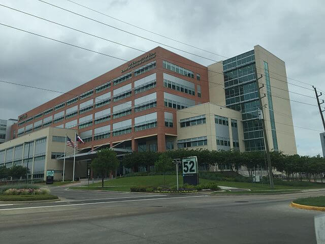 Outside view of UT Health Houston School of Dentistry/ Wikimedia Commons/
Link: https://commons.wikimedia.org/wiki/File:UTdentistry0Houston.JPG