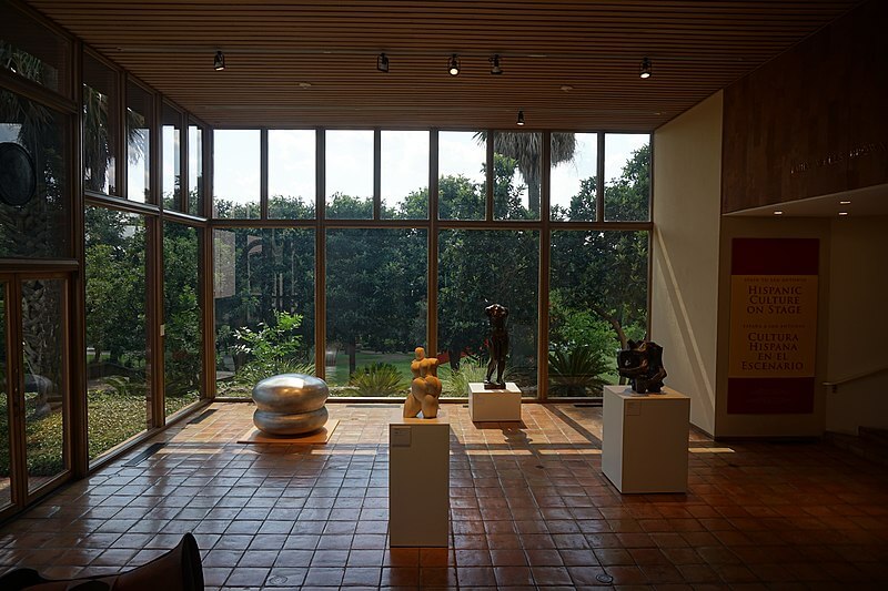 Sculpture gallery inside McNay museum / Wikimedia Commons / Michael Barrera
Link: https://upload.wikimedia.org/wikipedia/commons/c/c1/McNay_Art_Museum_May_2018_4_%28Sculpture_Gallery%29.jpg 
