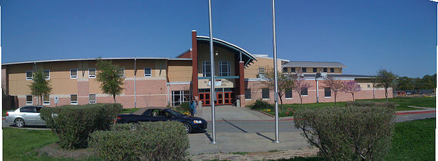 Akins High School Panorama, taken with my iPhone on March, 29 2010 / Wikimedia  Commons

Link: https://commons.wikimedia.org/w/index.php?search=Akins+High+School&title=Special:MediaSearch&go=Go&type=image