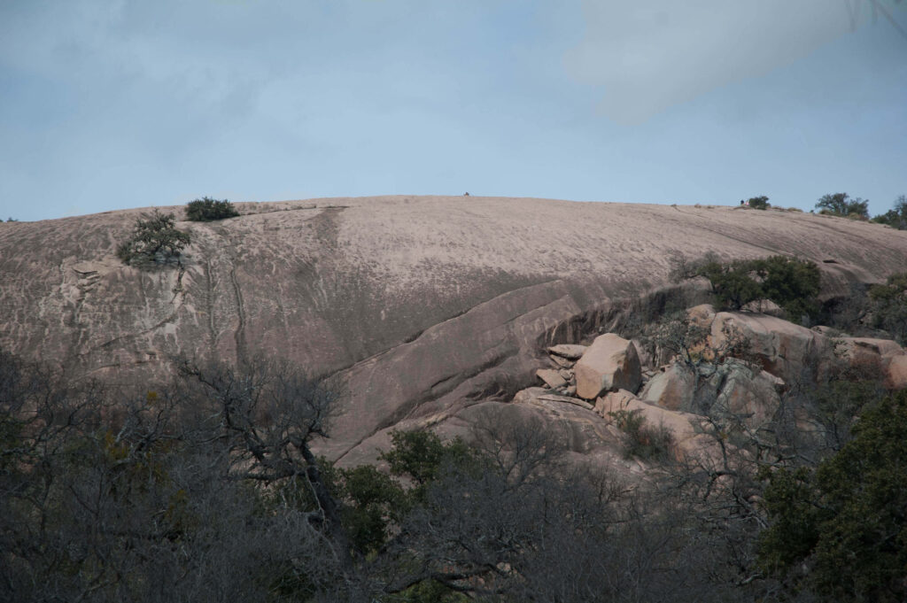 View Of  Little Rock at The Enchanted Rock State Park / Wikipedia
https://en.wikipedia.org/wiki/File:Little_Rock_View_1.jpg